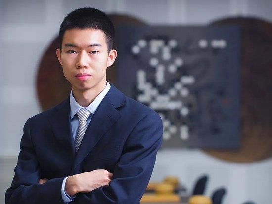 蜜臀在线播放